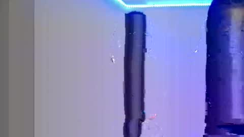 Snapshot of malani_malia chatting on 9, 11, 2025 malani_malia online show from 9, 11, 2025