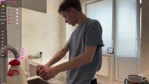 Snapshot of malcolm_yang chatting on 20, 1, 2025 Tom and Mark 3 online show from 20, 1, 2025