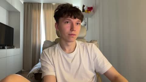 Snapshot of malcolm_yang chatting on 29, 9, 2025 Tom and Mark 3 online show from 29, 9, 2025