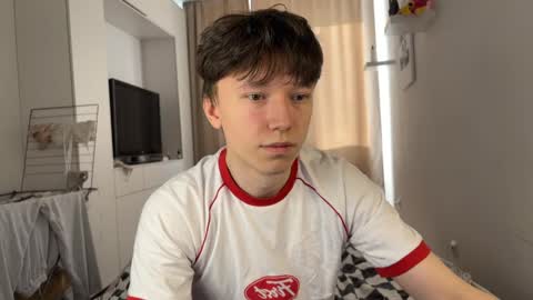 Snapshot of malcolm_yang chatting on 17, 10, 2025 Tom and Mark 3 online show from 17, 10, 2025