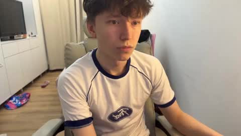 Snapshot of malcolm_yang chatting on 24, 10, 2025 Tom and Mark 3 online show from 24, 10, 2025