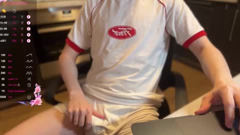 Snapshot of malcolm_yang chatting on 15, 11, 2025 Tom and Mark 3 online show from 15, 11, 2025