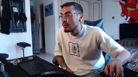 Snapshot of malek_xarx chatting on 13, 3, 2026 malek_xarx online show from 13, 3, 2026
