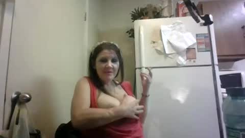 Snapshot of malinda702 chatting on 3, 1, 2025 malinda702 online show from 3, 1, 2025