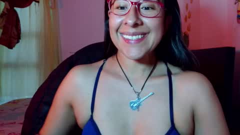 Snapshot of malishka_fox chatting on 14, 12, 2025 Malishka online show from 14, 12, 2025