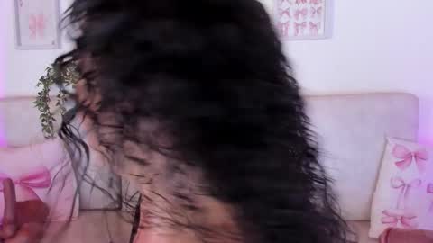 Snapshot of malka_burning chatting on 18, 10, 2025 Malka online show from 18, 10, 2025