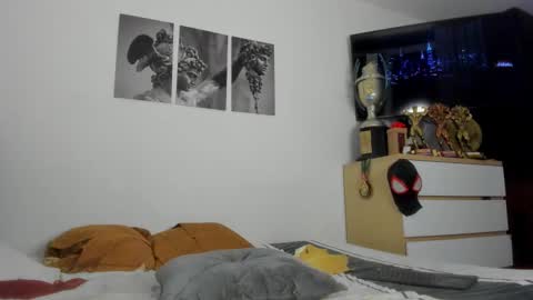 malkongarcia online show from 16, 3, 2026