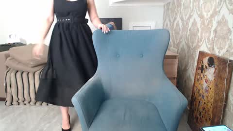 Snapshot of mallinia chatting on 5, 3, 2026 mallinia online show from 5, 3, 2026