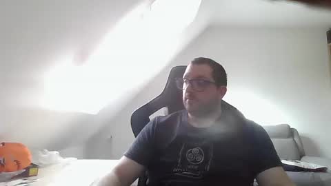 Snapshot of malou2927 chatting on 6, 1, 2025 breton online show from 6, 1, 2025