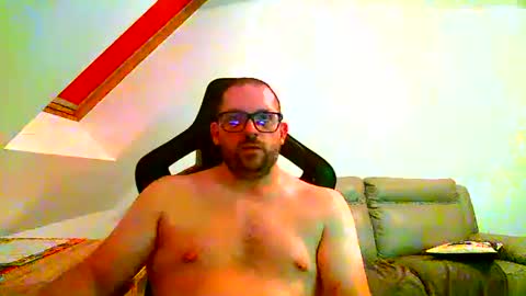 Snapshot of malou2927 chatting on 9, 9, 2025 breton online show from 9, 9, 2025