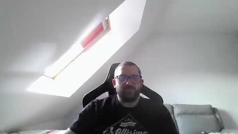 Snapshot of malou2927 chatting on 5, 10, 2025 breton online show from 5, 10, 2025