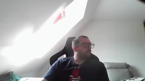 Snapshot of malou2927 chatting on 18, 10, 2025 breton online show from 18, 10, 2025