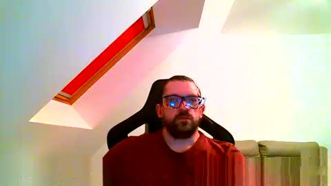 Snapshot of malou2927 chatting on 23, 11, 2025 breton online show from 23, 11, 2025