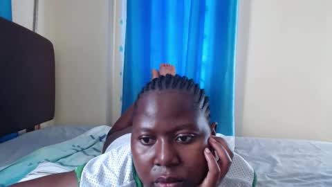 Snapshot of mamasita2023 chatting on 10, 2, 2025 mamasita2023 online show from 10, 2, 2025