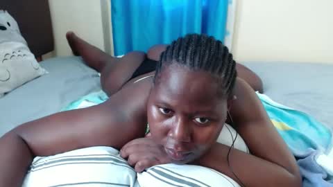 Snapshot of mamasita2023 chatting on 16, 2, 2025 mamasita2023 online show from 16, 2, 2025