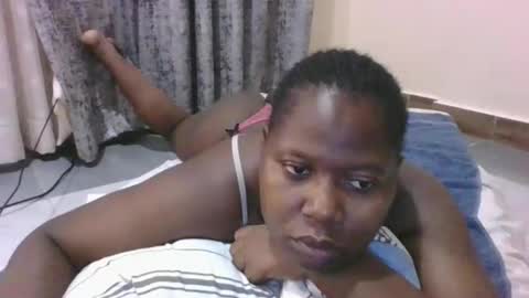 Snapshot of mamasita2023 chatting on 9, 3, 2025 mamasita2023 online show from 9, 3, 2025