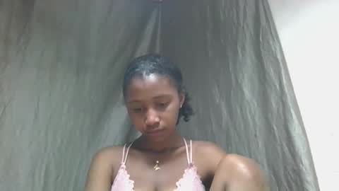 mamieriela online show from 12, 4, 2026