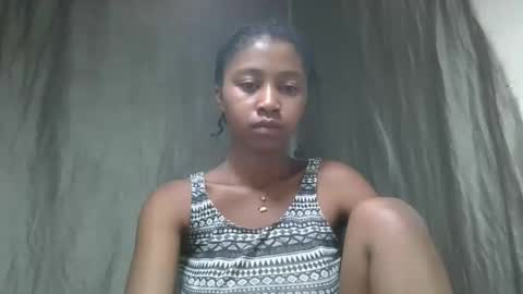 Snapshot of mamieriela chatting on 18, 4, 2026 mamieriela online show from 18, 4, 2026