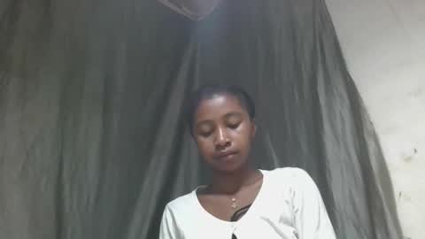 Snapshot of mamieriela chatting on 20, 4, 2026 mamieriela online show from 20, 4, 2026