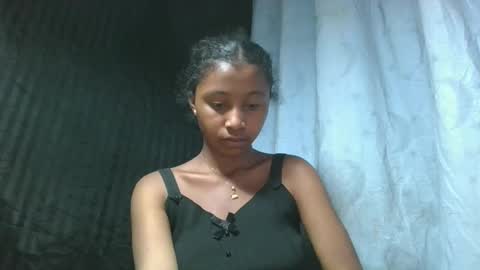 Snapshot of mamieriela chatting on 2, 5, 2026 mamieriela online show from 2, 5, 2026