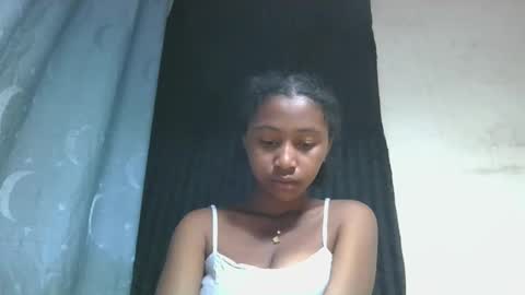 Snapshot of mamieriela chatting on 6, 5, 2026 mamieriela online show from 6, 5, 2026