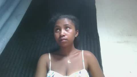 Snapshot of mamieriela chatting on 8, 5, 2026 mamieriela online show from 8, 5, 2026