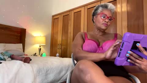 Snapshot of mamigilf66 chatting on 20, 2, 2025 mamigilf66 online show from 20, 2, 2025