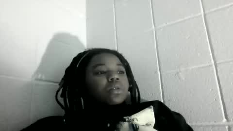 Mami Jay online show from 18, 12, 2025