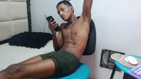 Snapshot of man_san11 chatting on 5, 1, 2025 man_san11 online show from 5, 1, 2025