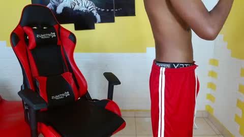 Snapshot of man_san11 chatting on 2, 2, 2025 man_san11 online show from 2, 2, 2025