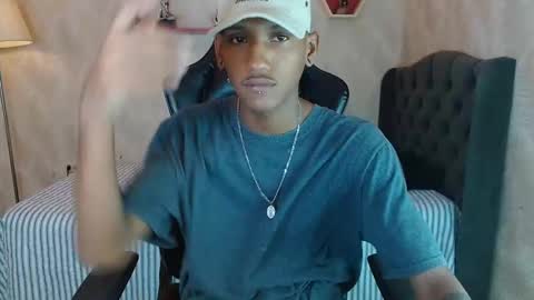 Snapshot of man_san11 chatting on 19, 10, 2025 man_san11 online show from 19, 10, 2025