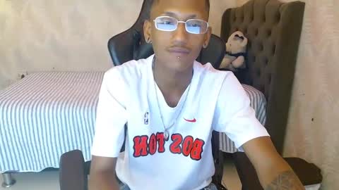 Snapshot of man_san11 chatting on 20, 10, 2025 man_san11 online show from 20, 10, 2025