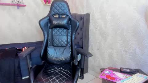 Snapshot of man_san11 chatting on 14, 12, 2025 man_san11 online show from 14, 12, 2025