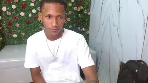 Snapshot of man_san11 chatting on 15, 12, 2025 man_san11 online show from 15, 12, 2025