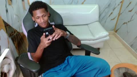 man_sant11 online show from 2, 4, 2026