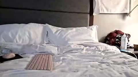 Mandi Bliss online show from 14, 1, 2026