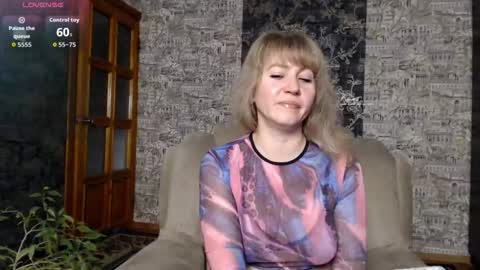 Snapshot of mandy_foxxx chatting on 17, 10, 2025 Mandy online show from 17, 10, 2025