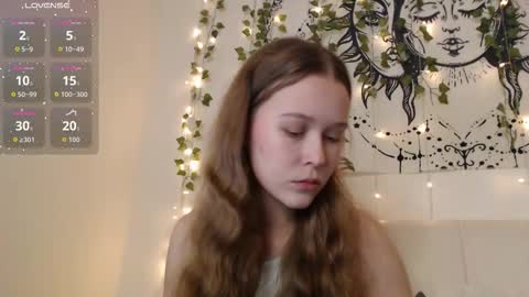 Snapshot of mandymilson chatting on 7, 11, 2025 Mandy online show from 7, 11, 2025