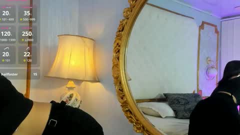 Snapshot of manelyk_evanss chatting on 3, 11, 2025 manelyk_evanss online show from 3, 11, 2025