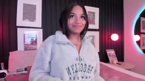 manelyk_evanss online show from 15, 4, 2026