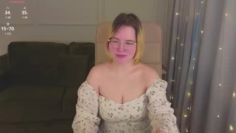 Snapshot of manic_pixie_ chatting on 30, 1, 2025 manic_pixie_ online show from 30, 1, 2025