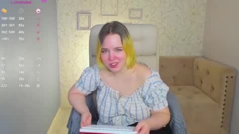 Snapshot of manic_pixie_ chatting on 2, 2, 2025 manic_pixie_ online show from 2, 2, 2025