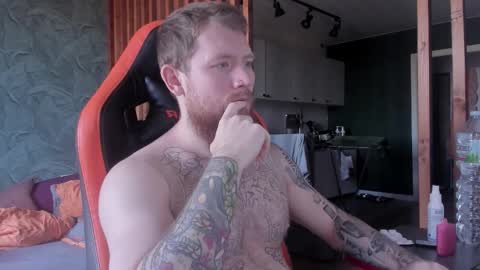 Snapshot of manjerk_on_cb chatting on 9, 10, 2025 Arthur online show from 9, 10, 2025