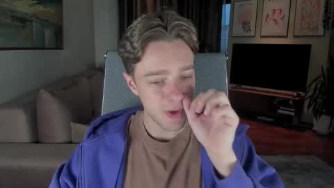 Snapshot of mannyforreal chatting on 14, 10, 2025 mannyforreal online show from 14, 10, 2025