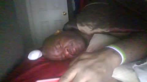 Snapshot of manpntheprowll chatting on 18, 12, 2025 manontheprowll online show from 18, 12, 2025