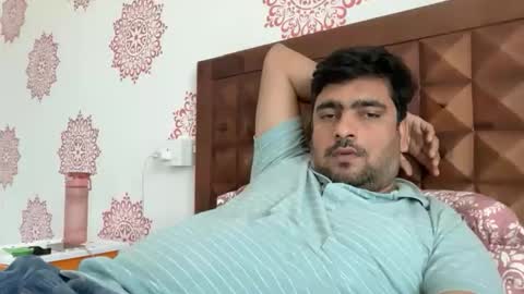 Snapshot of manu2704 chatting on 9, 11, 2025 sexy boy online show from 9, 11, 2025