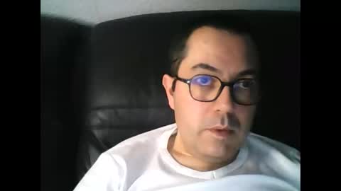 manu5933 online show from 4, 1, 2025