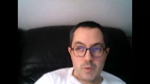 manu5933 online show from 11, 2, 2025