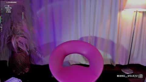 Snapshot of manu_nyx chatting on 10, 5, 2026 manu velezz Help me to get to 100 thumbs ups Tip 25tks Rate me online show from 10, 5, 2026