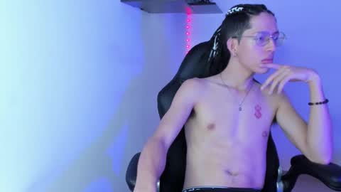 Manuel online show from 12, 3, 2025